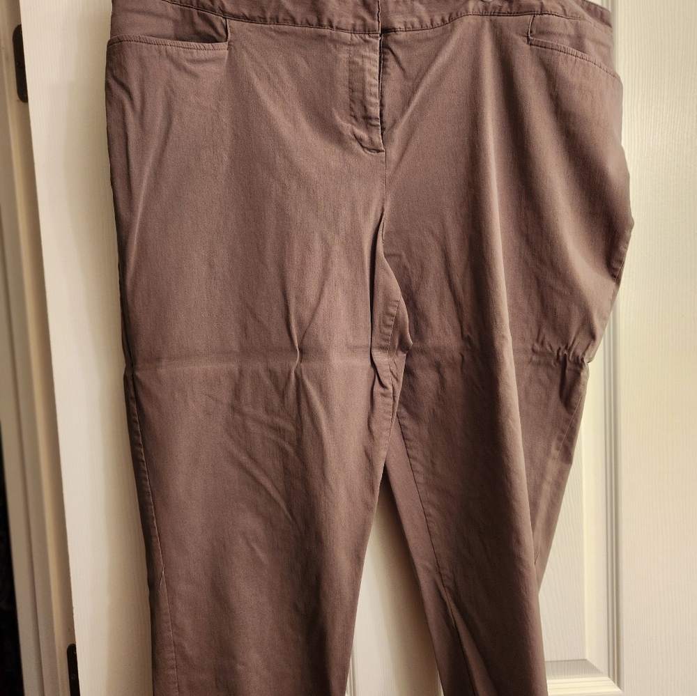 Capri Pants
